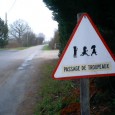 Il fut une époque ou les panneaux routiers égayaient la route, avec des bonshommes dont on apercevait leur sourire, il y en a même avec des coeurs, et étaient en...